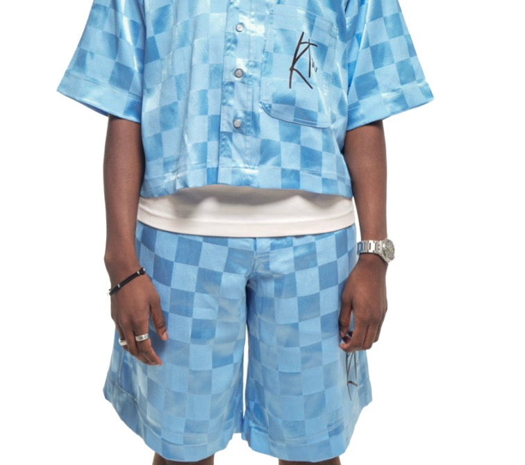 Short en Bazin couleur bleu clair
